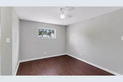 122 E Crosstimbers Street #117, Houston, TX 77022 - Photo 12
