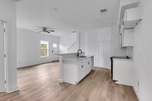8629 Homewood Ln, Houston, TX 77028 - Photo 1