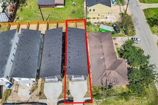 8629 Homewood Ln, Houston, TX 77028 - Photo 20