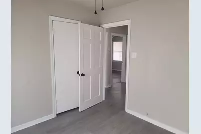 5322 Pershing Street, Houston, TX 77033 - Photo 8