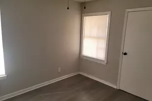 5322 Pershing St, Houston, TX 77033 - Photo 22