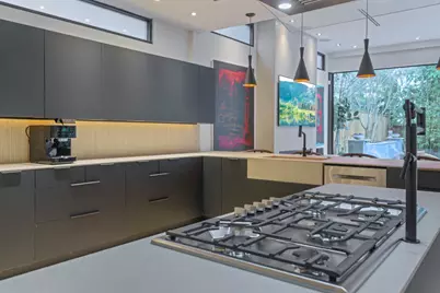 5419 John Dreaper Drive, Houston, TX 77056 - Photo 10