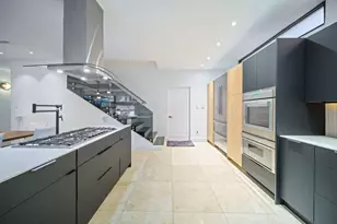 5419 John Dreaper Dr, Houston, TX 77056 - Photo 12