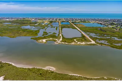 2131 Hwy 87, Crystal Beach, TX 77650 - Photo 6