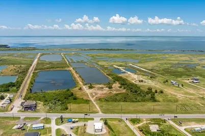 2131 Hwy 87, Crystal Beach, TX 77650 - Photo 20