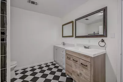 2128 59th Street, Galveston, TX 77551 - Photo 38