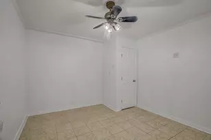 2128 59th St, Galveston, TX 77551 - Photo 24