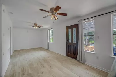 2128 59th Street, Galveston, TX 77551 - Photo 16