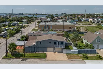 2128 59th Street, Galveston, TX 77551 - Photo 2