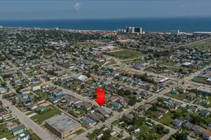 2128 59th St, Galveston, TX 77551 - Photo 6