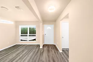16751 N Rail Dr, Conroe, TX 77385 - Photo 8