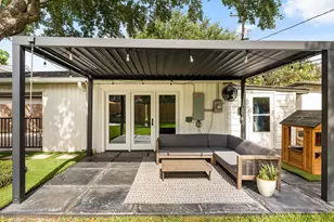 13926 Barryknoll Ln, Houston, TX 77079 - Photo 8
