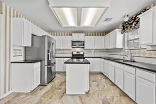 2018 Waverly Glend Dr, Katy, TX 77450 - Photo 14