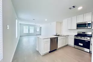 3014 Mallorca, Conroe, TX 77301 - Photo 2