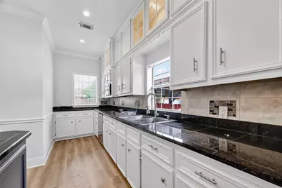 118 Jenkins Street, Houston, TX 77003 - Photo 10