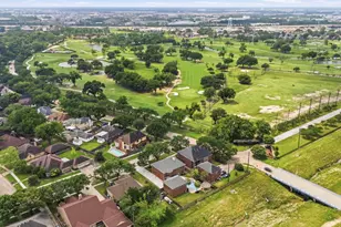 16430 Koester St, Jersey Village, TX 77040 - Photo 2