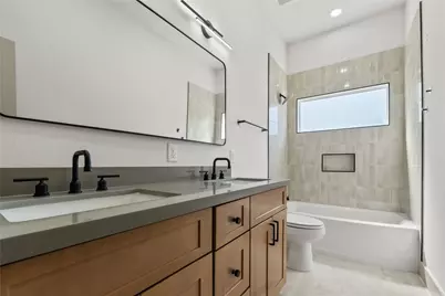 4214 Clover Street #B, Houston, TX 77051 - Photo 20