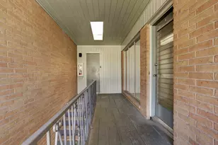 3703 Roseland St, Houston, TX 77006 - Photo 10