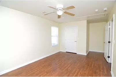 6225 Dickson Avenue, Texas City, TX 77591 - Photo 12