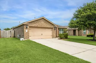 9907 Garnet Springs Dr, Rosharon, TX 77583 - Photo 2