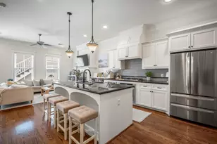 218 E 27th St, Houston, TX 77008 - Photo 22