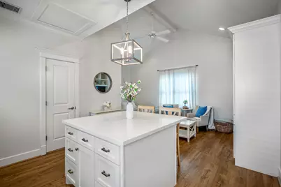 218 E 27th Street #A, Houston, TX 77008 - Photo 12