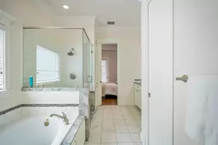 218 E 27th St, Houston, TX 77008 - Photo 32