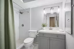 1829 Augusta Dr, Houston, TX 77057 - Photo 6