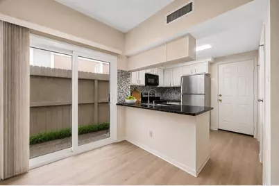 1829 Augusta Drive #19, Houston, TX 77057 - Photo 4