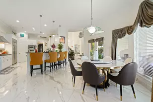 5 Camden Ct, Sugar Land, TX 77479 - Photo 12