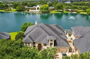 5 Camden Ct, Sugar Land, TX 77479 - Photo 2