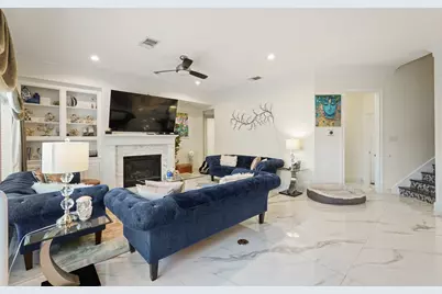 5 Camden Ct, Sugar Land, TX 77479 - Photo 10