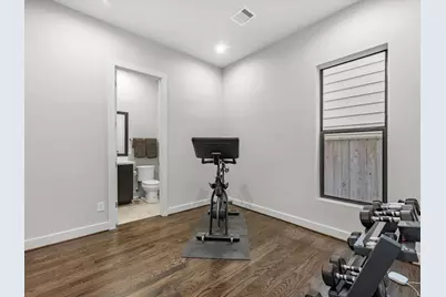 5638 Petty Street #B, Houston, TX 77007 - Photo 6