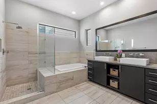 5638 Petty St, Houston, TX 77007 - Photo 22