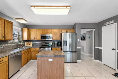 313 Trailride Road, Angleton, TX 77515 - Photo 12