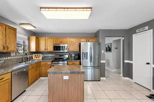 313 Trail Ride Rd, Angleton, TX 77515 - Photo 12