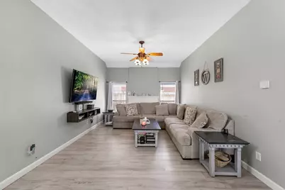 313 Trailride Road, Angleton, TX 77515 - Photo 6