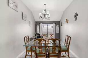 313 Trail Ride Rd, Angleton, TX 77515 - Photo 8