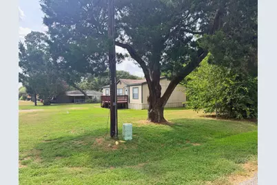2107 Smith Street, Waller, TX 77484 - Photo 8