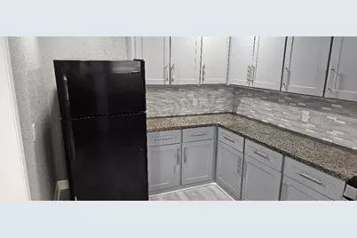 7011A Hillsboro St Street #A, Houston, TX 77020 - Photo 2