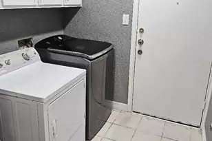 7011A Hillsboro St St, Houston, TX 77020 - Photo 10