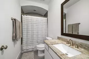 816 Ennis St, Houston, TX 77003 - Photo 16