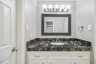 4003 Woodbriar Ct, Sugar Land, TX 77479 - Photo 30