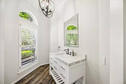 4003 Woodbriar Court, Sugar Land, TX 77479 - Photo 20