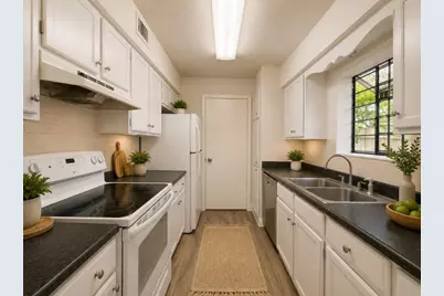 7400 Bellerive Drive #1403, Houston, TX 77036 - Photo 4