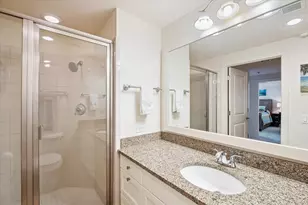 801 E Beach Dr, Galveston, TX 77550 - Photo 16