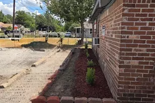 4716 Carmen St, Houston, TX 77033 - Photo 8