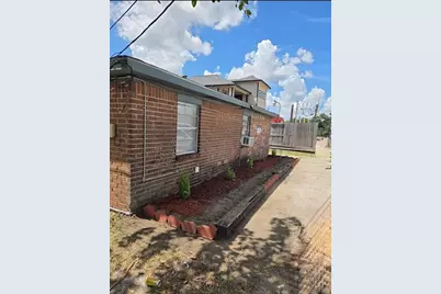 4716 Carmen Street, Houston, TX 77033 - Photo 2