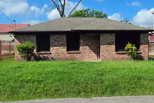 4532 Briscoe St, Houston, TX 77051 - Photo 1