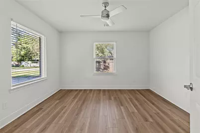 2201 Meadow Lane, La Marque, TX 77568 - Photo 10